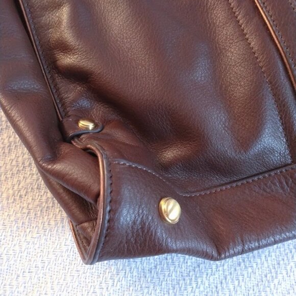 B Makowsky Chocolate Mocha Brown Leather Messenger Style Shoulder Bag - Picture 10 of 16